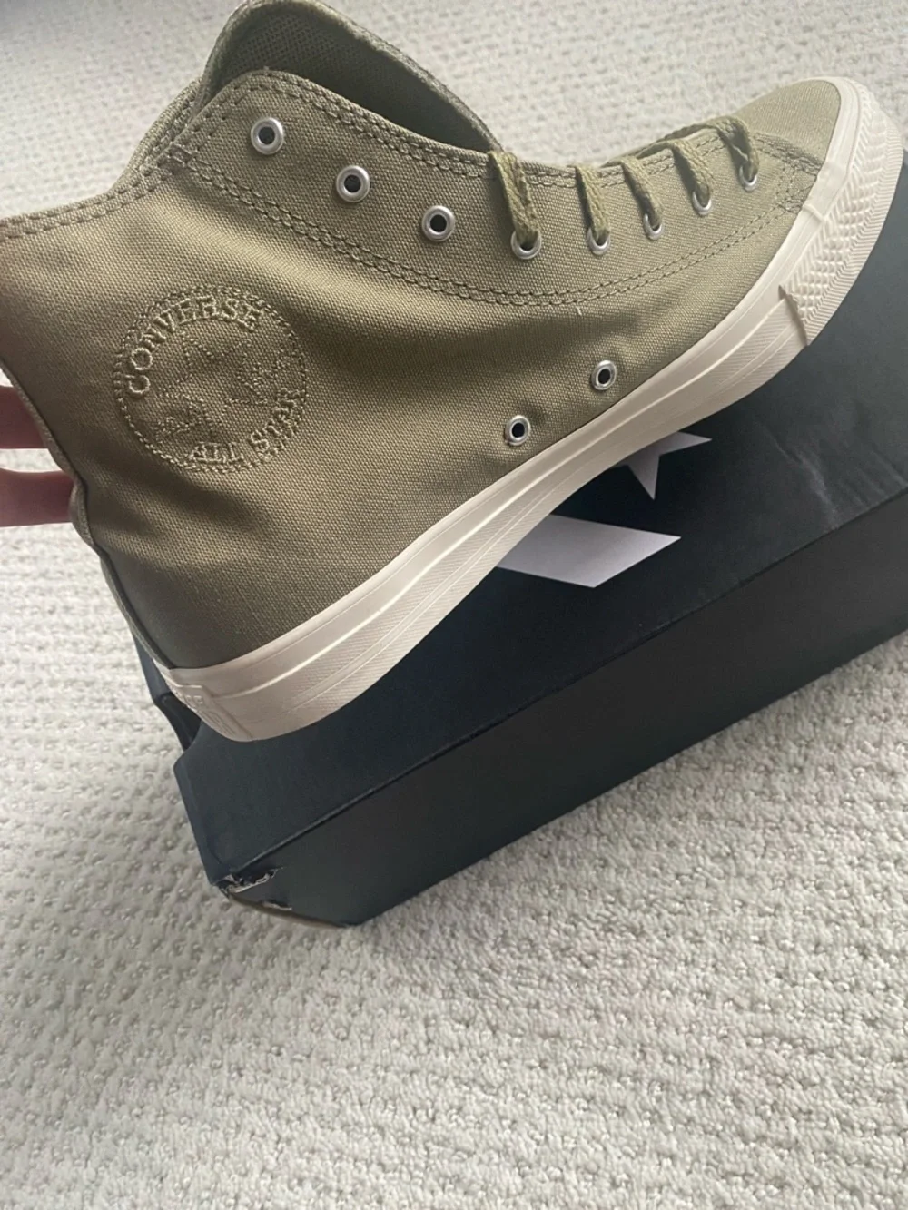 New in box Converse High Top Sneakers in Olive Canvas, size men’s 9/women’s 11 - Picture 1 of 6